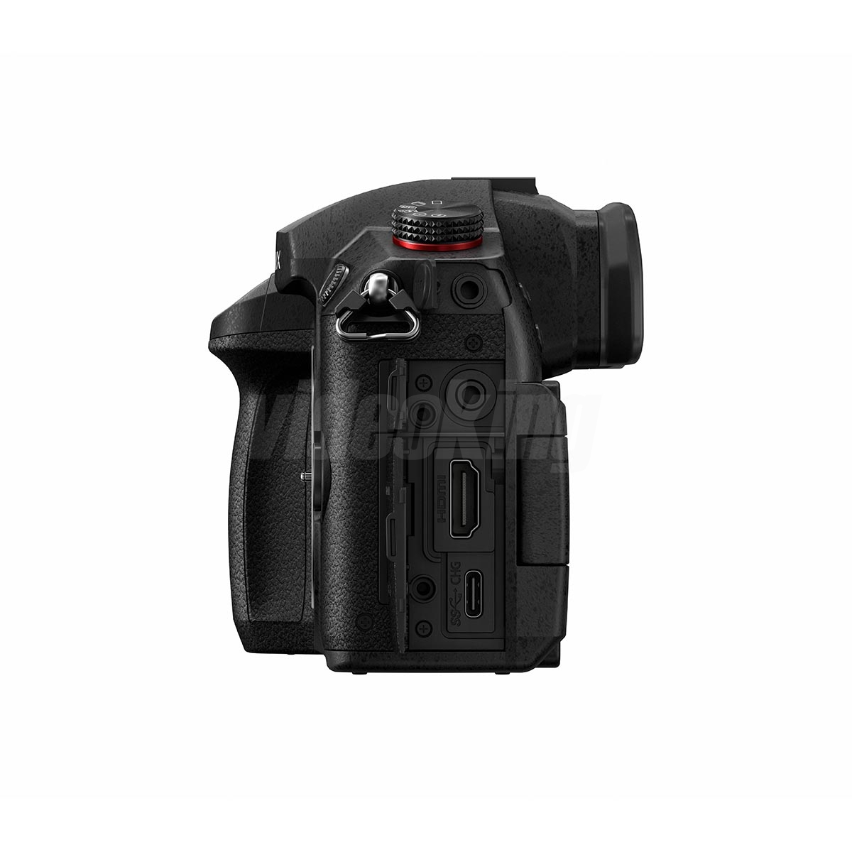 Panasonic GH5 Mark II-3