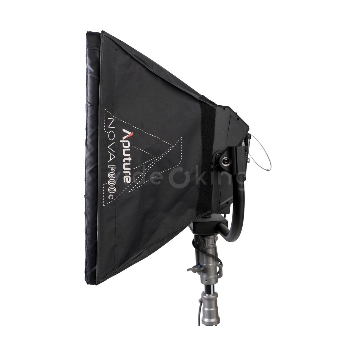 Aputure Softbox for P600c-3