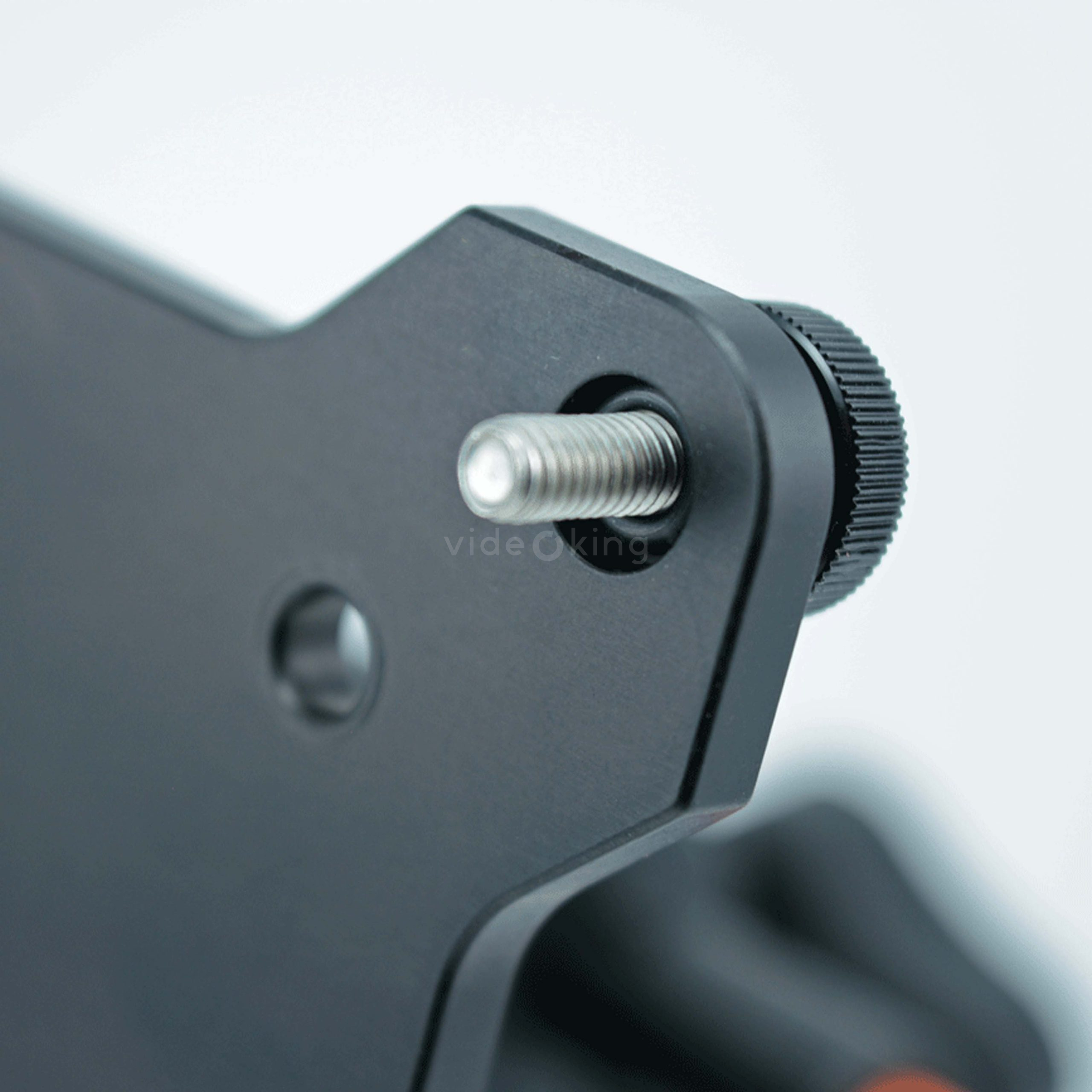 VESA Landscape:Portrait Swinger Mount Adapter_3